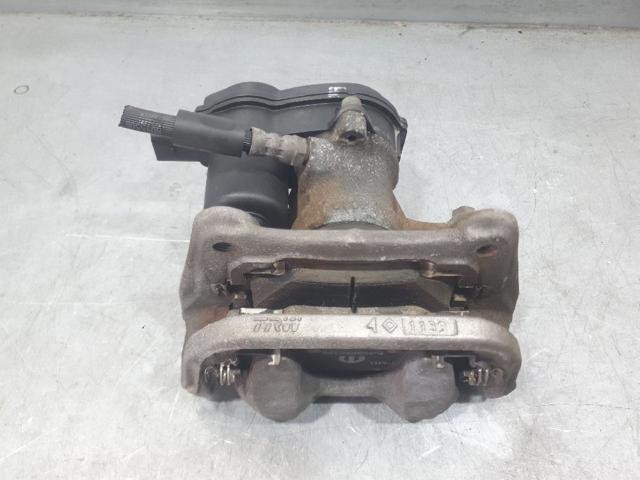52029648 Chrysler