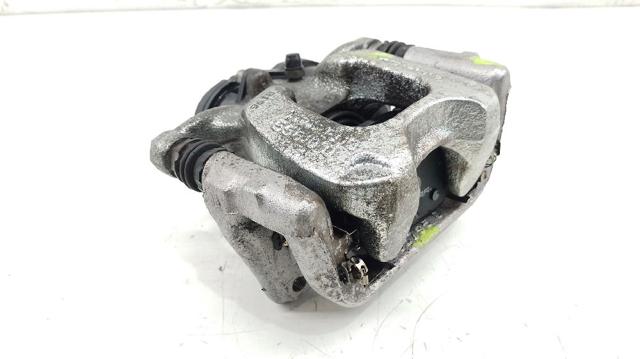 Suporte do freio traseiro esquerdo 52029648 FIAT
