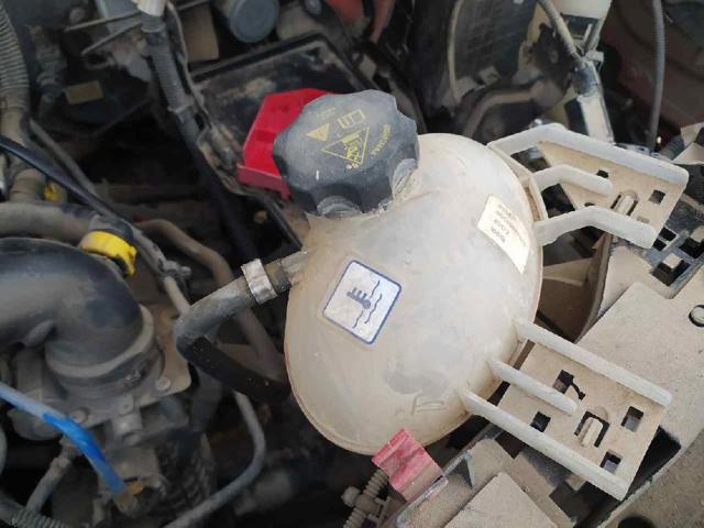Tanque de expansão do sistema de esfriamento 52052767 CHRYSLER