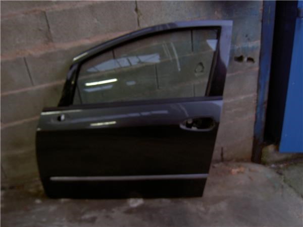  para Fiat Linea  (323)