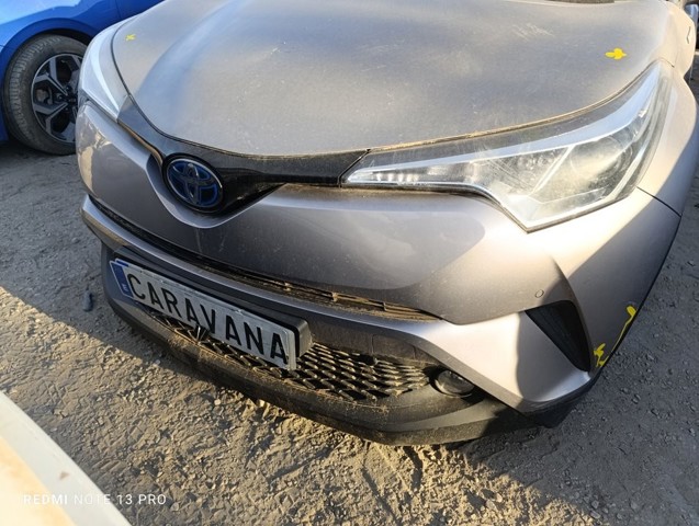  Toyota C-HR  (X10)