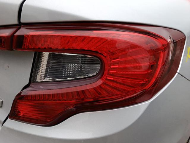 Lanterna traseira direita externa 52195457 FIAT