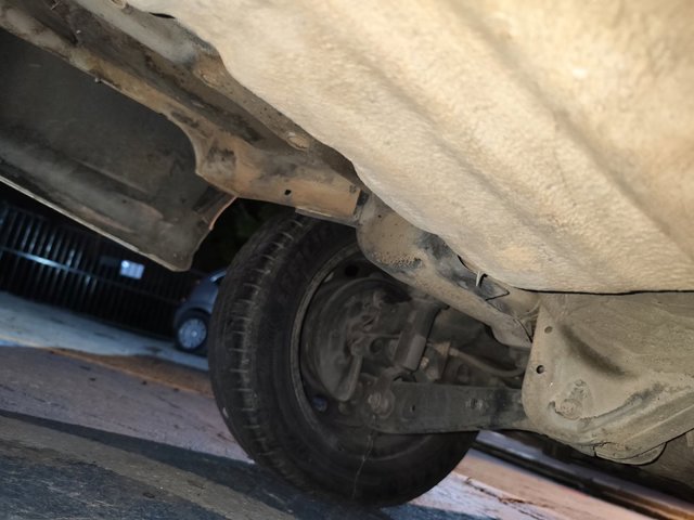 Braço oscilante superior direito de suspensão traseira 52390SR0A00 HONDA
