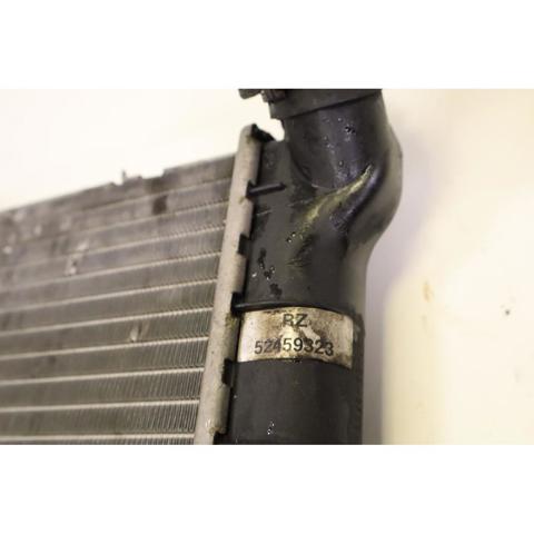 Radiador de esfriamento de motor 52459323 OPEL