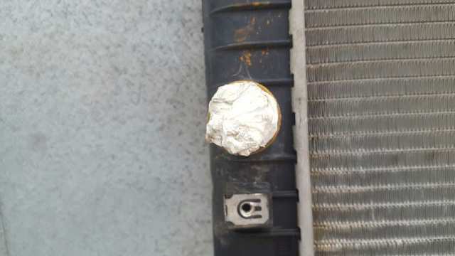 Radiador de esfriamento de motor 52463046 OPEL