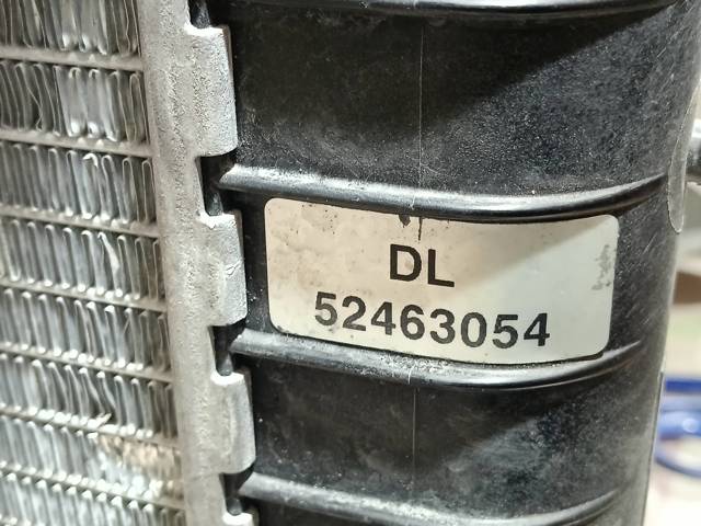 Radiador de esfriamento de motor 52463054 OPEL
