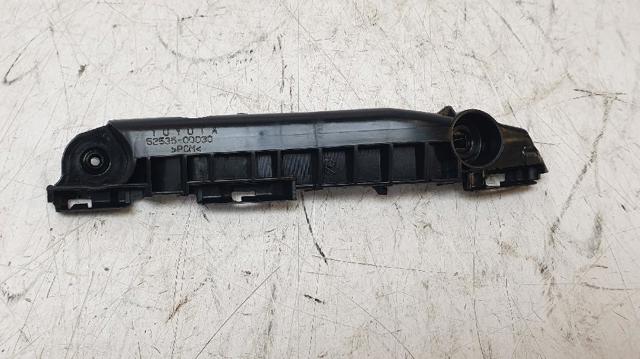 Consola de reforçador do pára-choque dianteiro 525350D030 TOYOTA