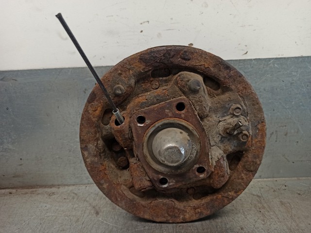Cubo traseiro 527501C000 HYUNDAI