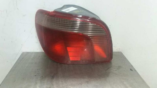 Lanterna traseira esquerda 5308701L TOYOTA
