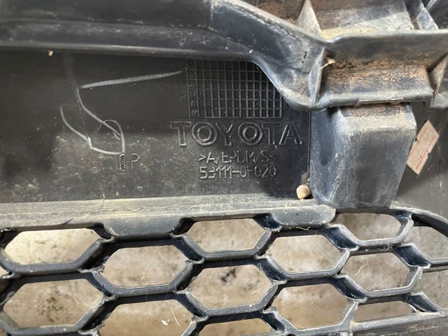 Grelha do radiador para Toyota Corolla R10
