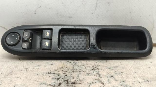 53269706 Peugeot/Citroen