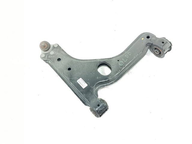 Braço oscilante inferior direito de suspensão dianteira 5352030 OPEL