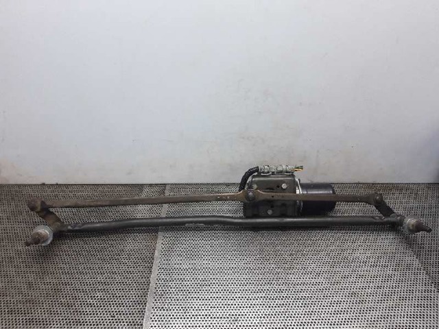 Trapézio de limpador pára-brisas 53556502 NISSAN