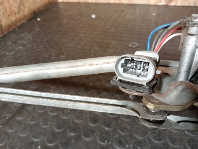 Trapézio de limpador pára-brisas 54115517 RENAULT