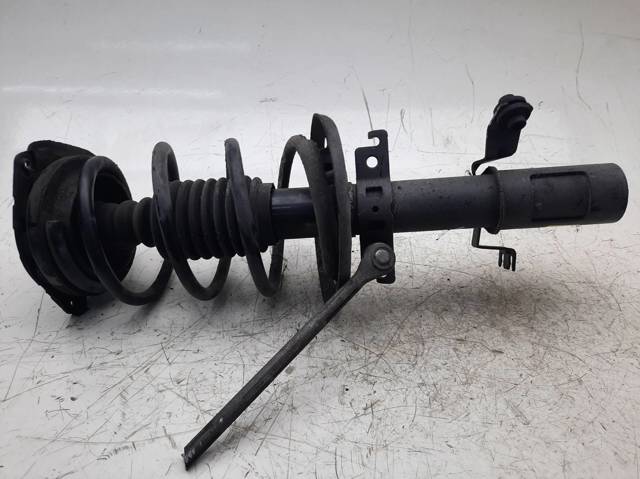 543020008R Renault (RVI)