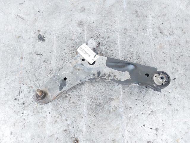 Braço oscilante inferior esquerdo de suspensão dianteira 545000X300 HYUNDAI