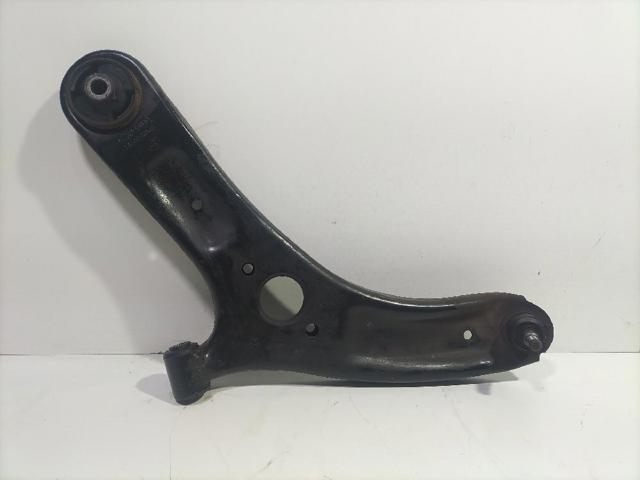 Braço oscilante inferior esquerdo de suspensão dianteira 545001J700 HYUNDAI
