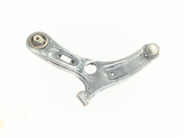 Braço oscilante inferior esquerdo de suspensão dianteira 545001W000 HYUNDAI