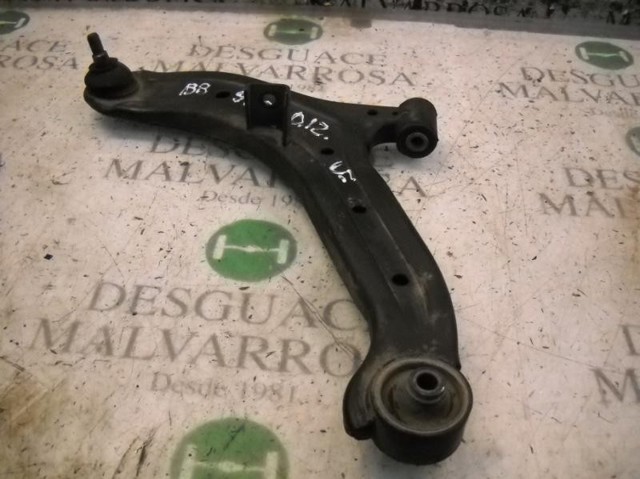 Braço oscilante inferior esquerdo de suspensão dianteira 5450025000 HYUNDAI