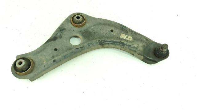 Braço oscilante inferior direito de suspensão dianteira 545004EA0B NISSAN