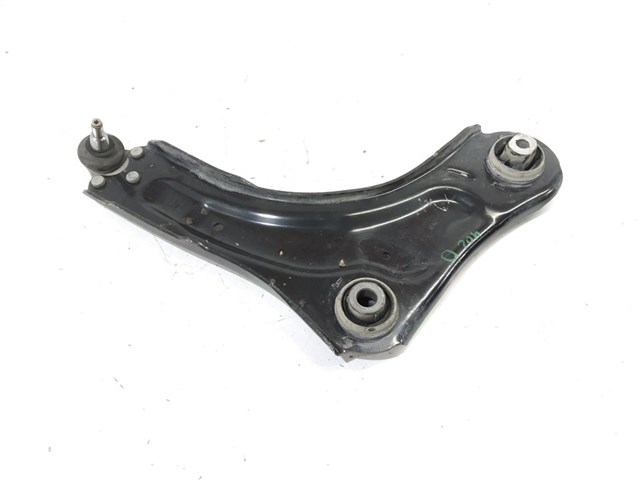 Braço oscilante inferior direito de suspensão dianteira 545009207R RENAULT
