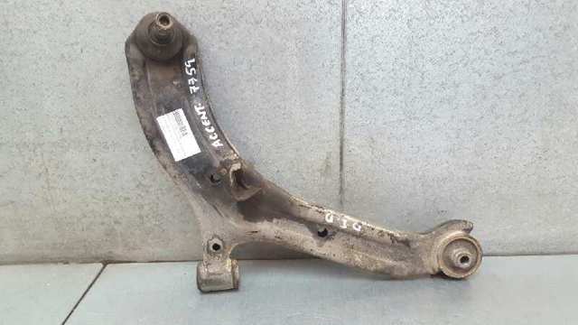 Braço oscilante inferior direito de suspensão dianteira 5450125000 HYUNDAI