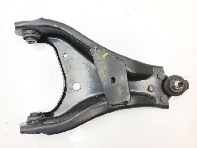Braço oscilante inferior esquerdo de suspensão dianteira 545012815R RENAULT