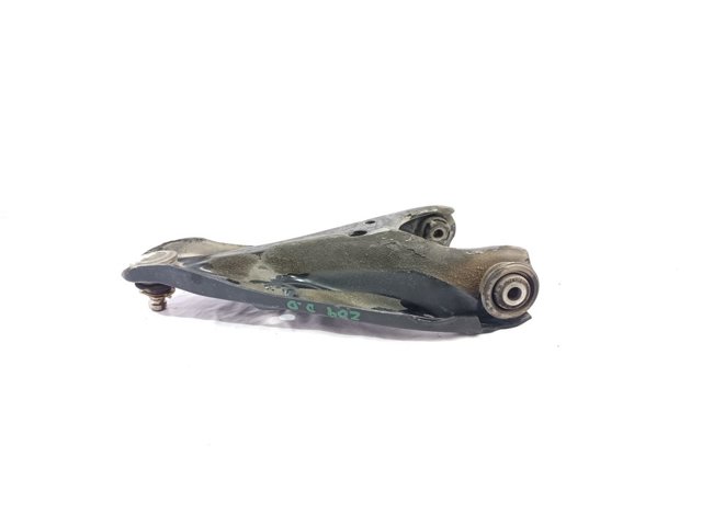 Braço oscilante inferior esquerdo de suspensão dianteira 545017081R RENAULT