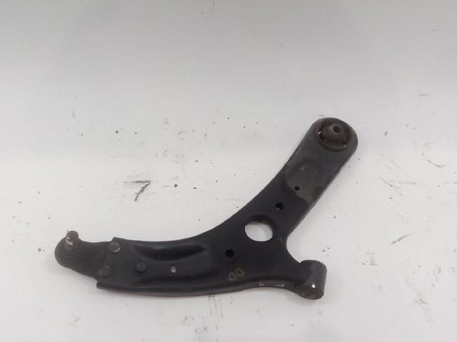 Braço oscilante inferior direito de suspensão dianteira 54501A6200 HYUNDAI