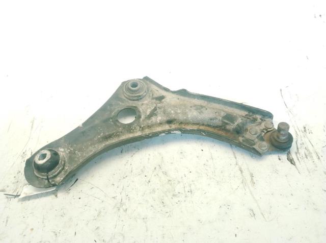 Braço oscilante inferior direito de suspensão dianteira 545042021R RENAULT
