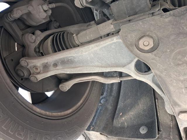 Braço oscilante inferior direito de suspensão dianteira 545047275R RENAULT
