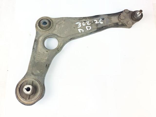 Braço oscilante inferior direito de suspensão dianteira 545047275R RENAULT