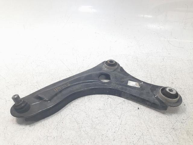 Braço oscilante inferior esquerdo de suspensão dianteira 545054787R RENAULT