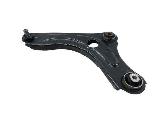 Braço oscilante inferior esquerdo de suspensão dianteira 545054787R RENAULT