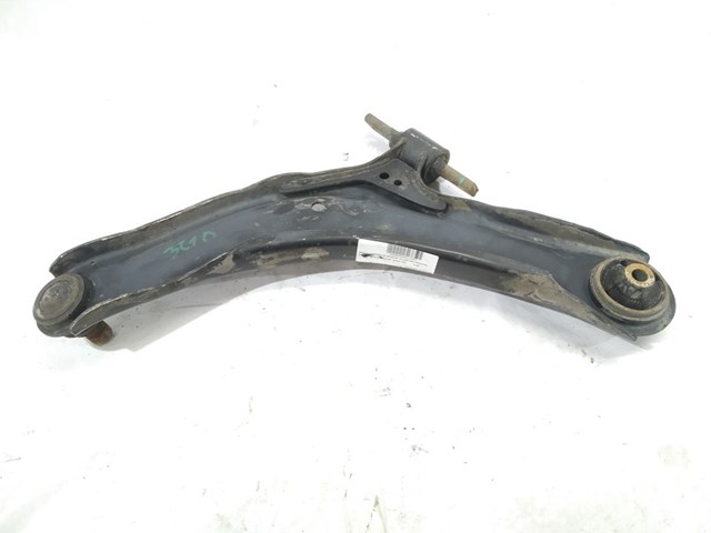 Braço oscilante inferior esquerdo de suspensão dianteira 545055212R RENAULT