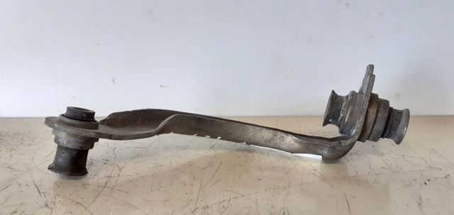 Consola de viga dianteira 54524AX600 NISSAN