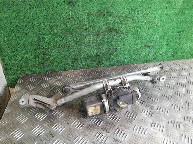 54526611 Nissan/Infiniti
