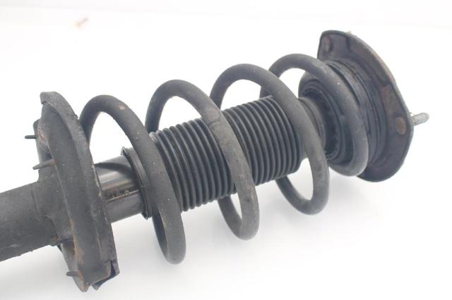 Suporte de amortecedor dianteiro 546102B500 HYUNDAI
