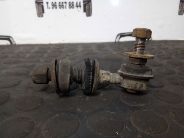 Montante de estabilizador dianteiro 5461850J60 NISSAN