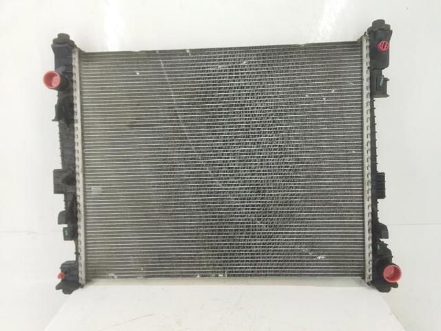 Radiador de esfriamento de motor 55038001AH CHRYSLER