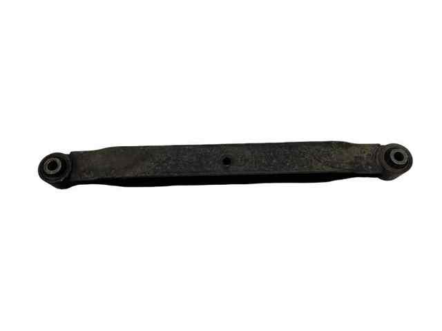Braço oscilante inferior esquerdo de suspensão traseira 55111JD00A NISSAN