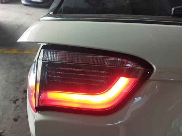 Lanterna traseira esquerda interna 55112685AB CHRYSLER