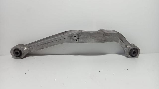 Braço oscilante superior direito de suspensão traseira 55120JD000 NISSAN