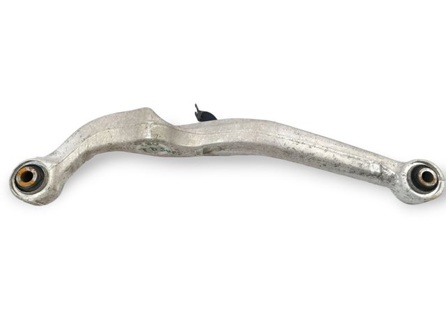 Braço oscilante superior direito de suspensão traseira 55120JD04A NISSAN