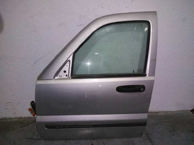 Porta dianteira direita 55176890AH CHRYSLER