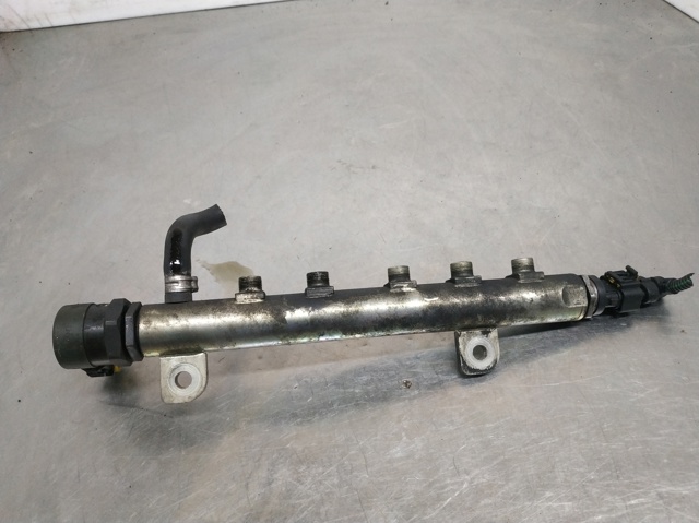 Distribuidor de combustível (rampa) 55200266 OPEL