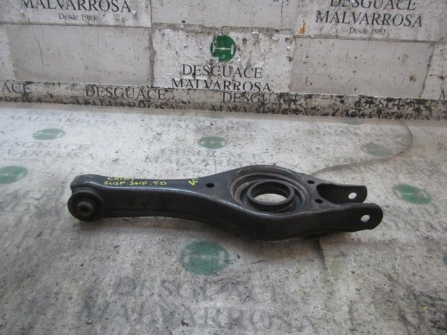 Braço oscilante inferior esquerdo de suspensão traseira/direita 552101H100 HYUNDAI