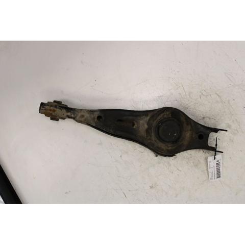 Braço oscilante inferior esquerdo de suspensão traseira/direita 552102B200 HYUNDAI