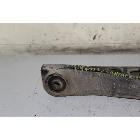 Braço oscilante inferior esquerdo de suspensão traseira/direita 552102B200 HYUNDAI