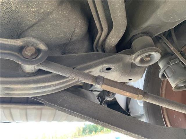Braço oscilante de suspensão traseira transversal 552202E010 HYUNDAI